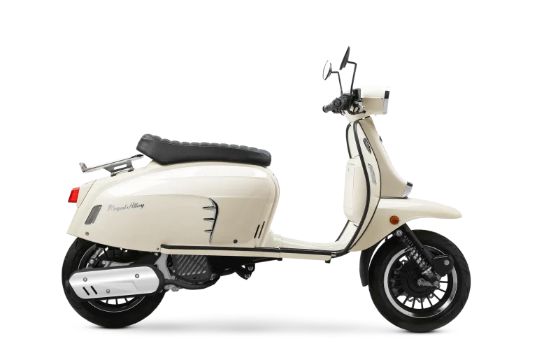 Royal Alloy GT1 125 in Ivory